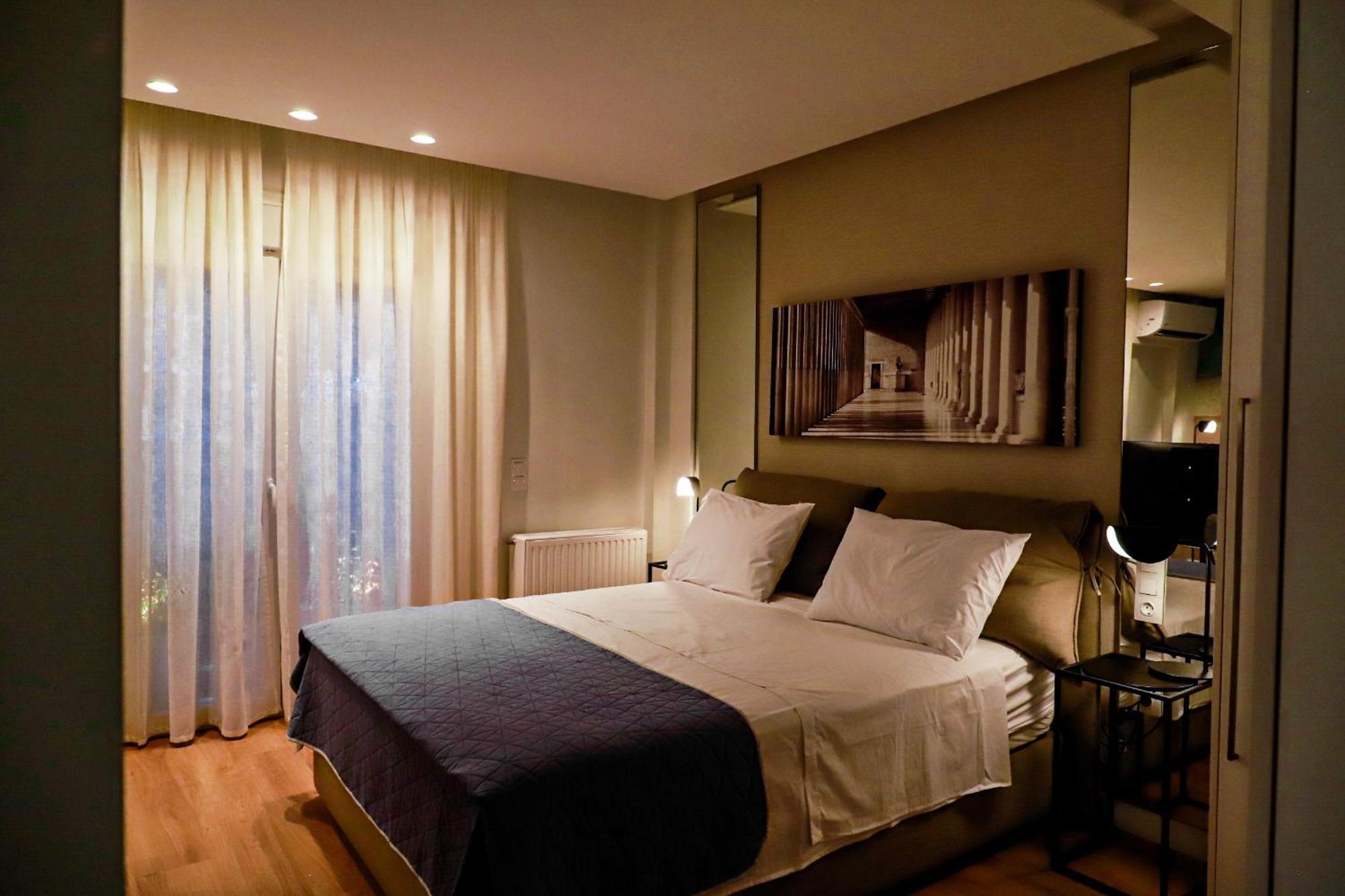 Renovated Apartment With Roof Garden Access, 15 M Walk To Acropolis Athen Exterior foto