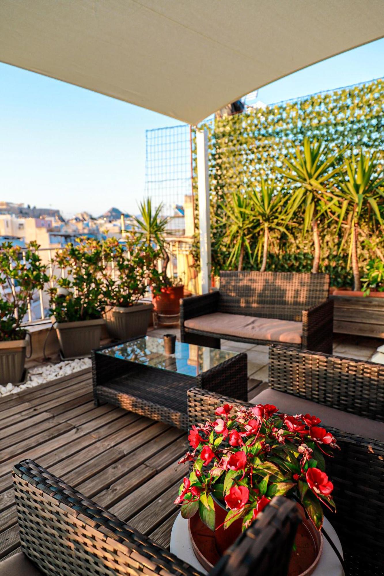 Renovated Apartment With Roof Garden Access, 15 M Walk To Acropolis Athen Exterior foto